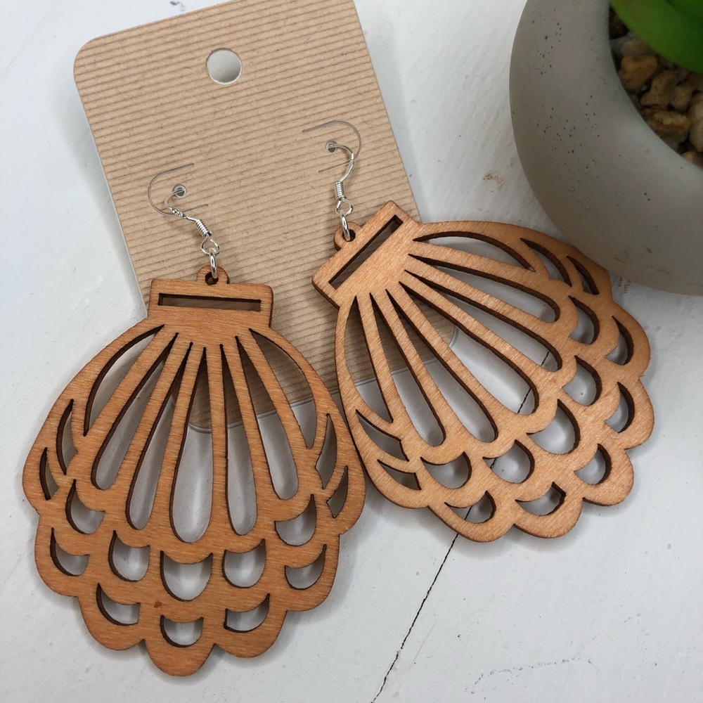 Earrings | Wood Shell Earrings